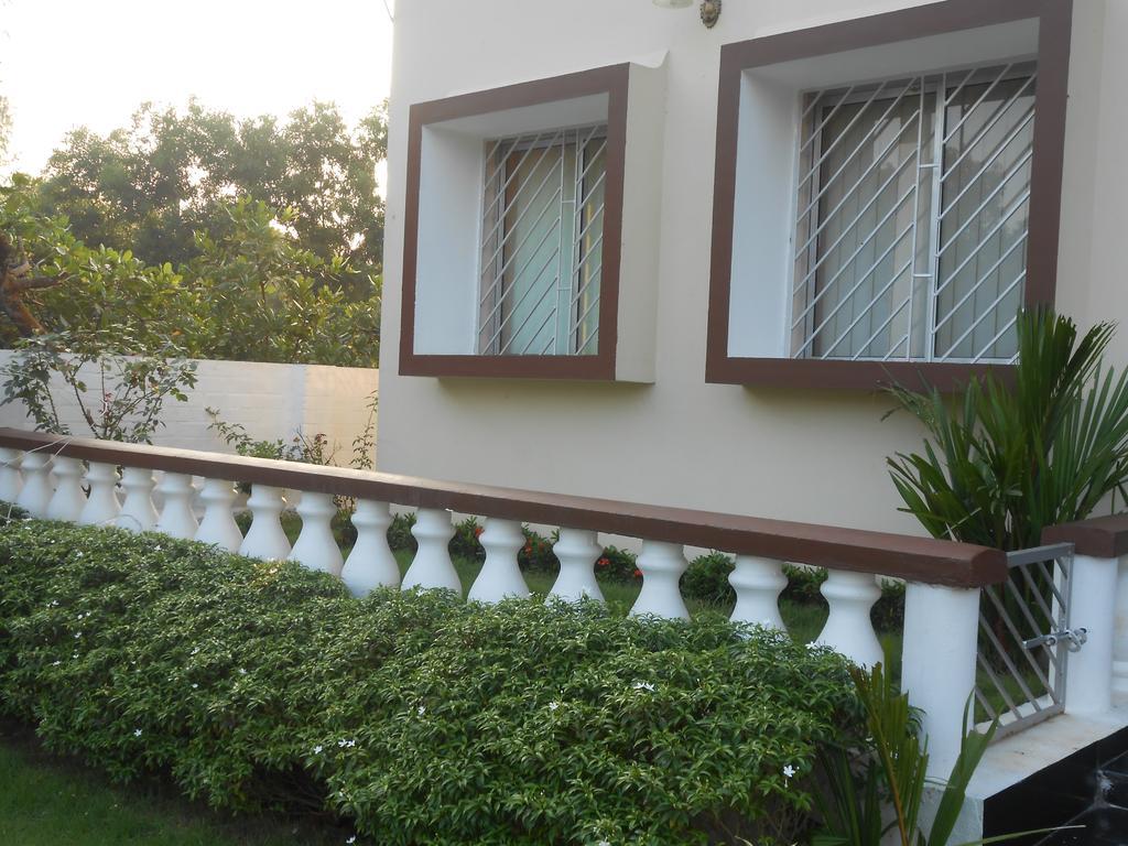 The Pearl Puri Exterior foto