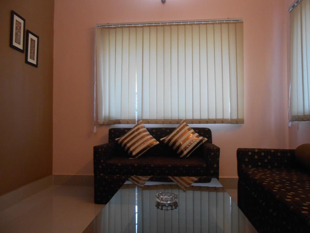 The Pearl Puri Exterior foto